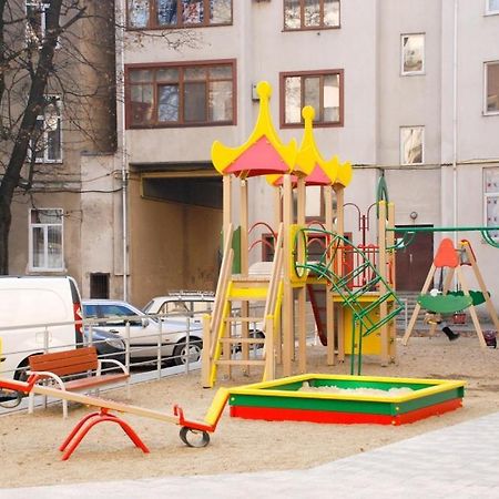 Нові Апартаменти 83 Iwano-Frankiwsk Zewnętrze zdjęcie